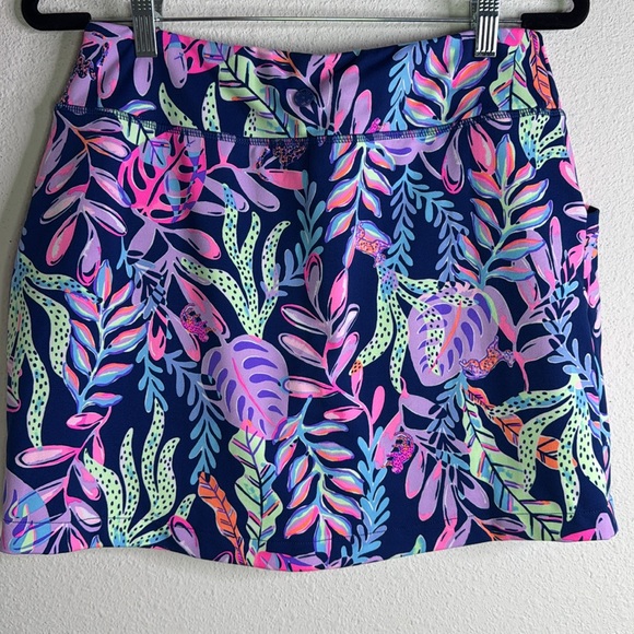Lilly Pulitzer luxletic Medium Sabbia Skort
Oyster Bay Navy You've Been Spotted - Picture 3 of 5